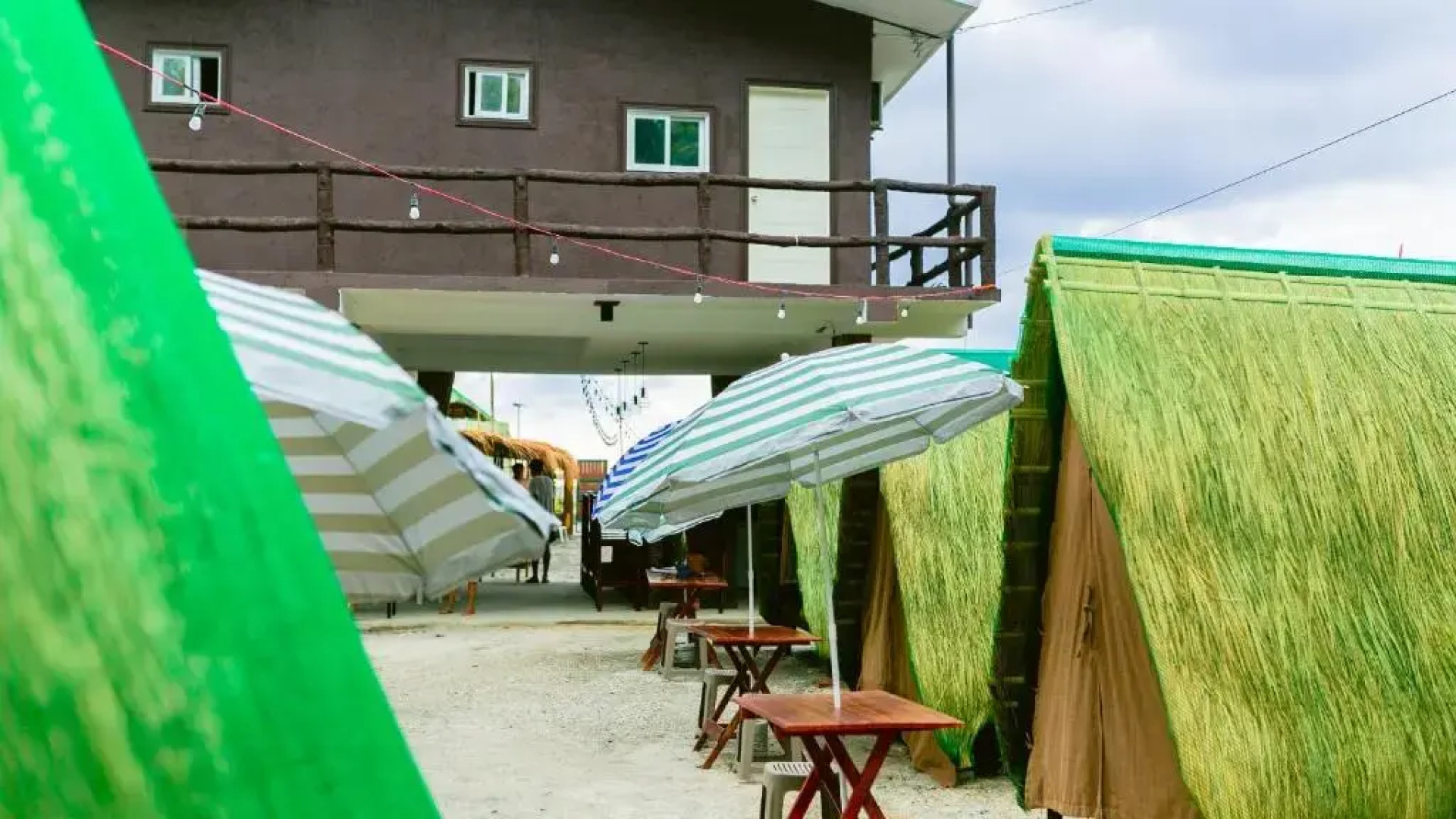 Sun in Hand Beach Resort