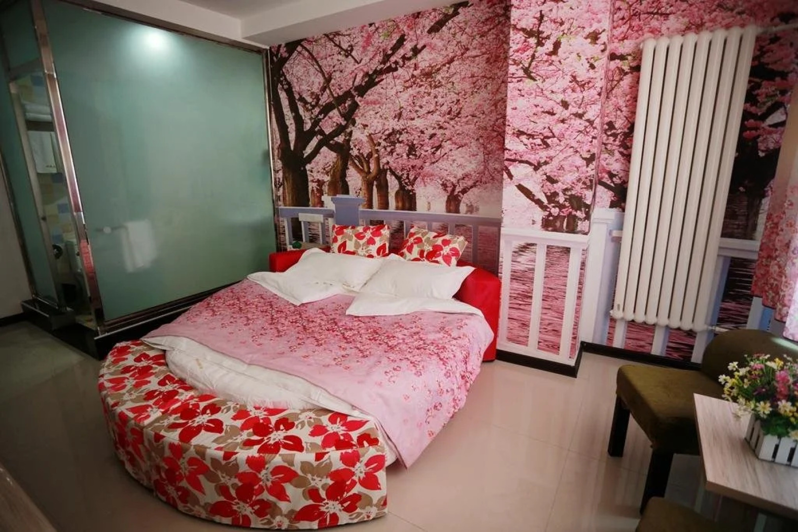 Jiayuguan City Hard Rock Hotel art theme