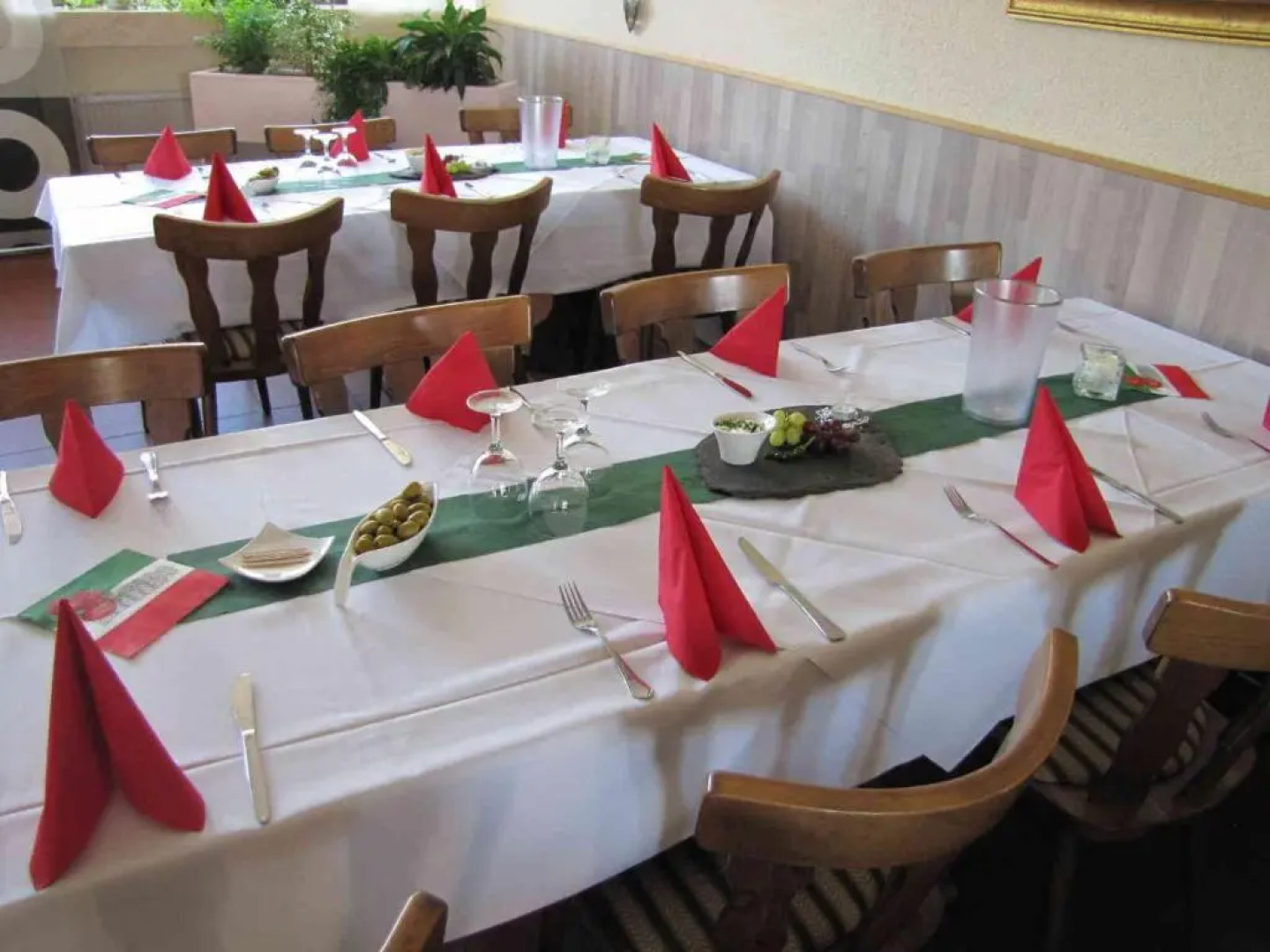 "Unter den Kastanien"