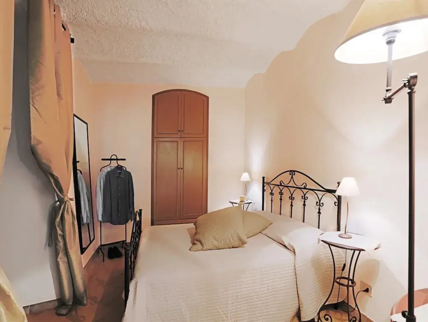 Romantic Beachfront Getaway