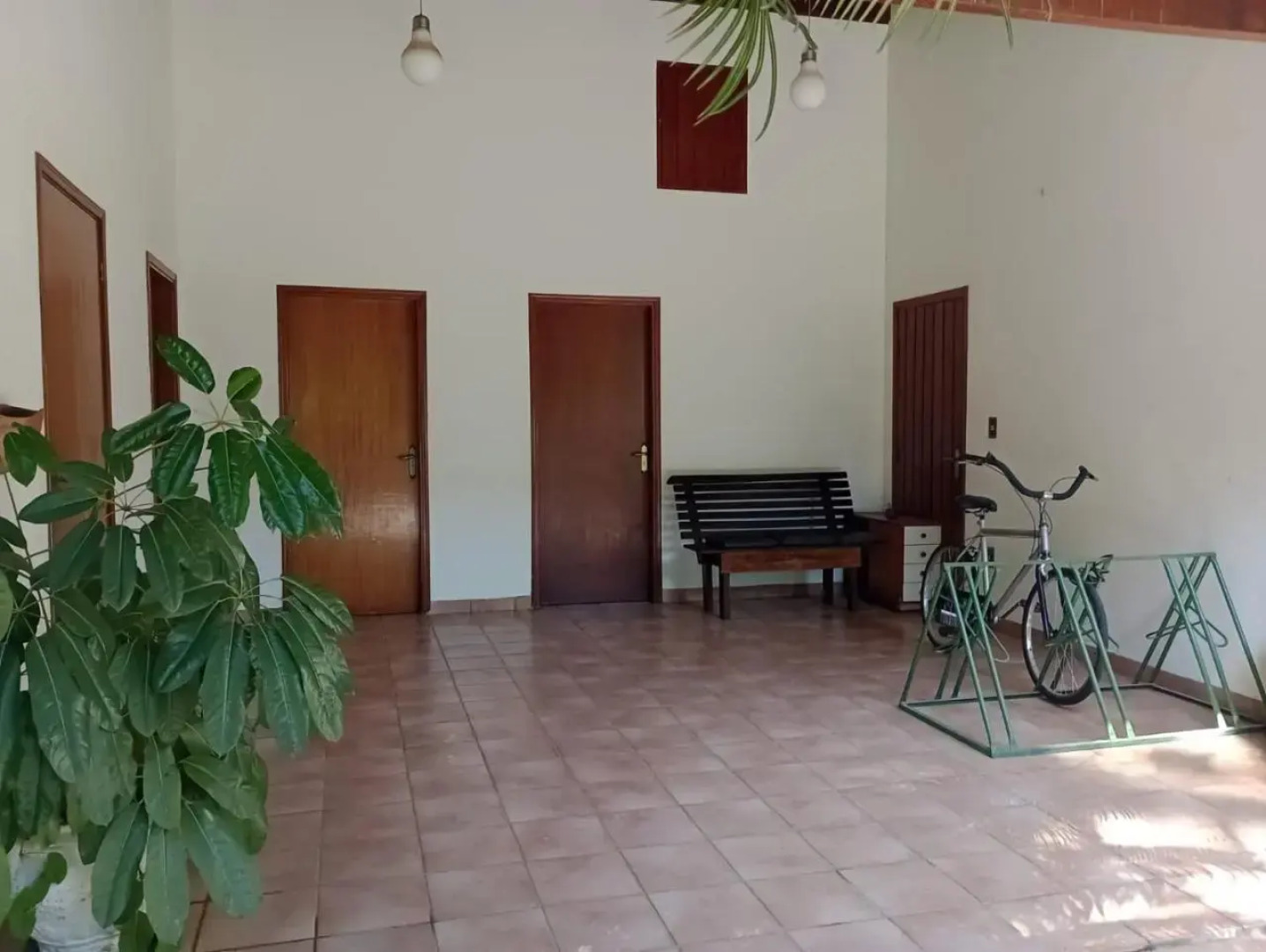 Casa vista lago vitoria regia