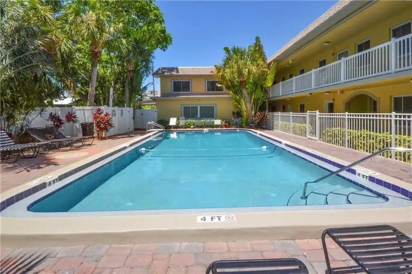 Waves 10 - Two Bedroom Condo