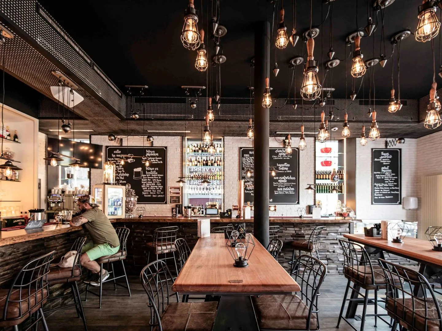 ibis Styles Lausanne Center Mad House