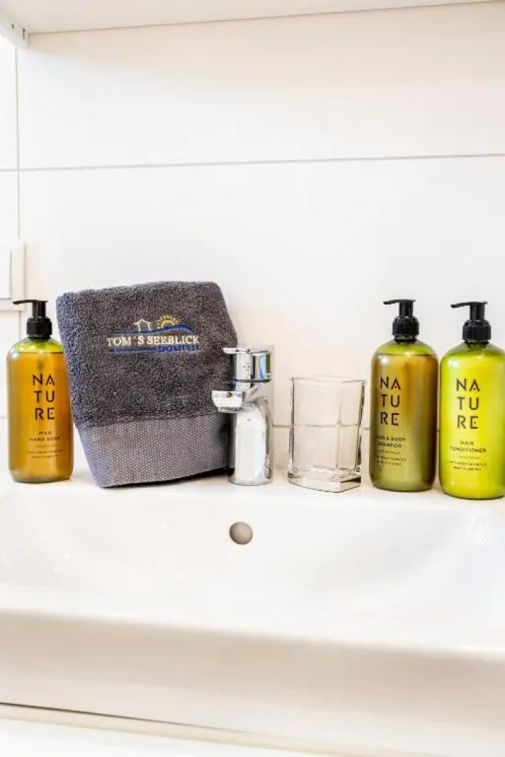 Tom's Seeblick Domizil