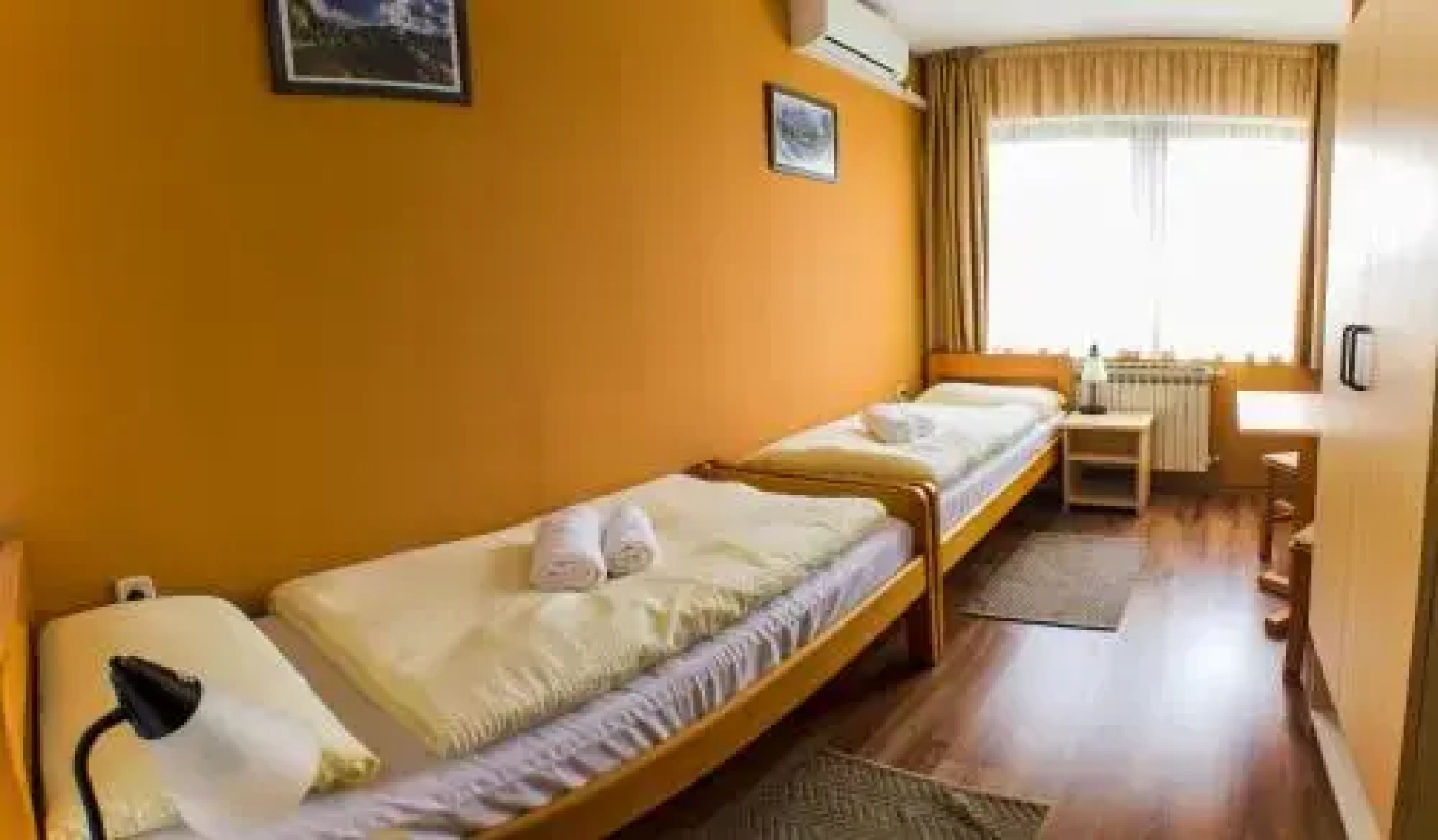 Restaurant Rooms Pino