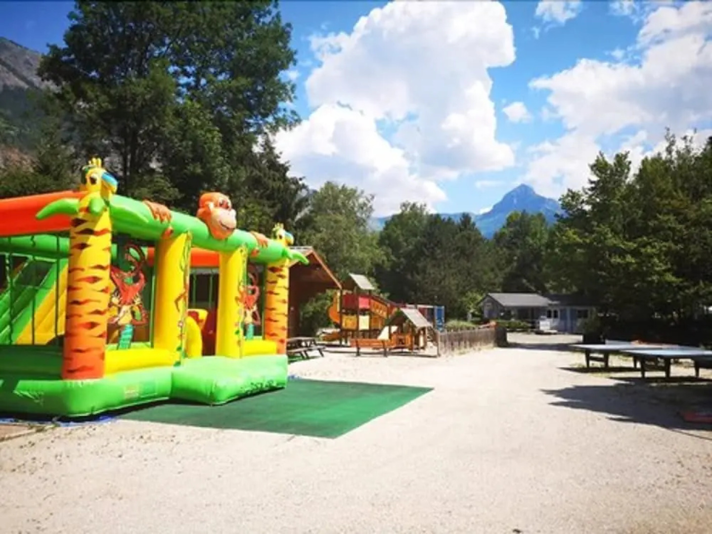 Camping Le Colporteur