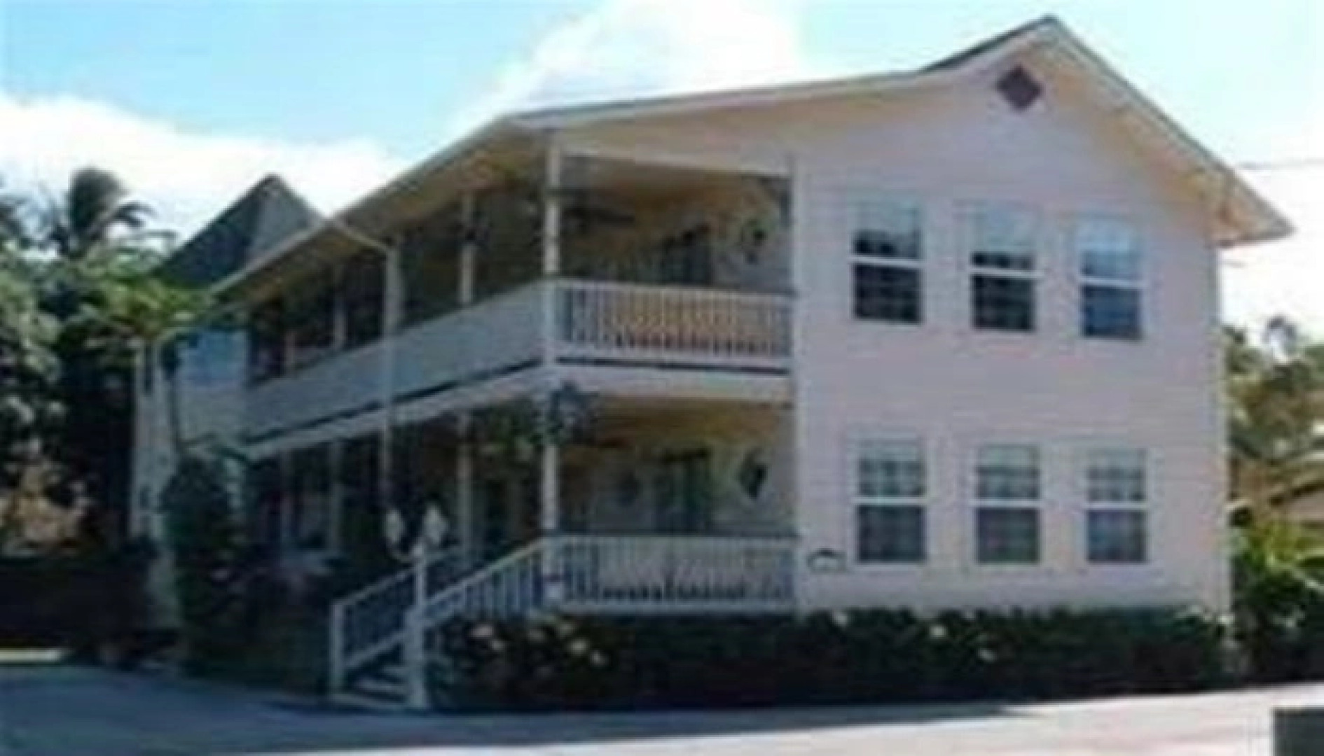 Pennys Place Inn Paradise