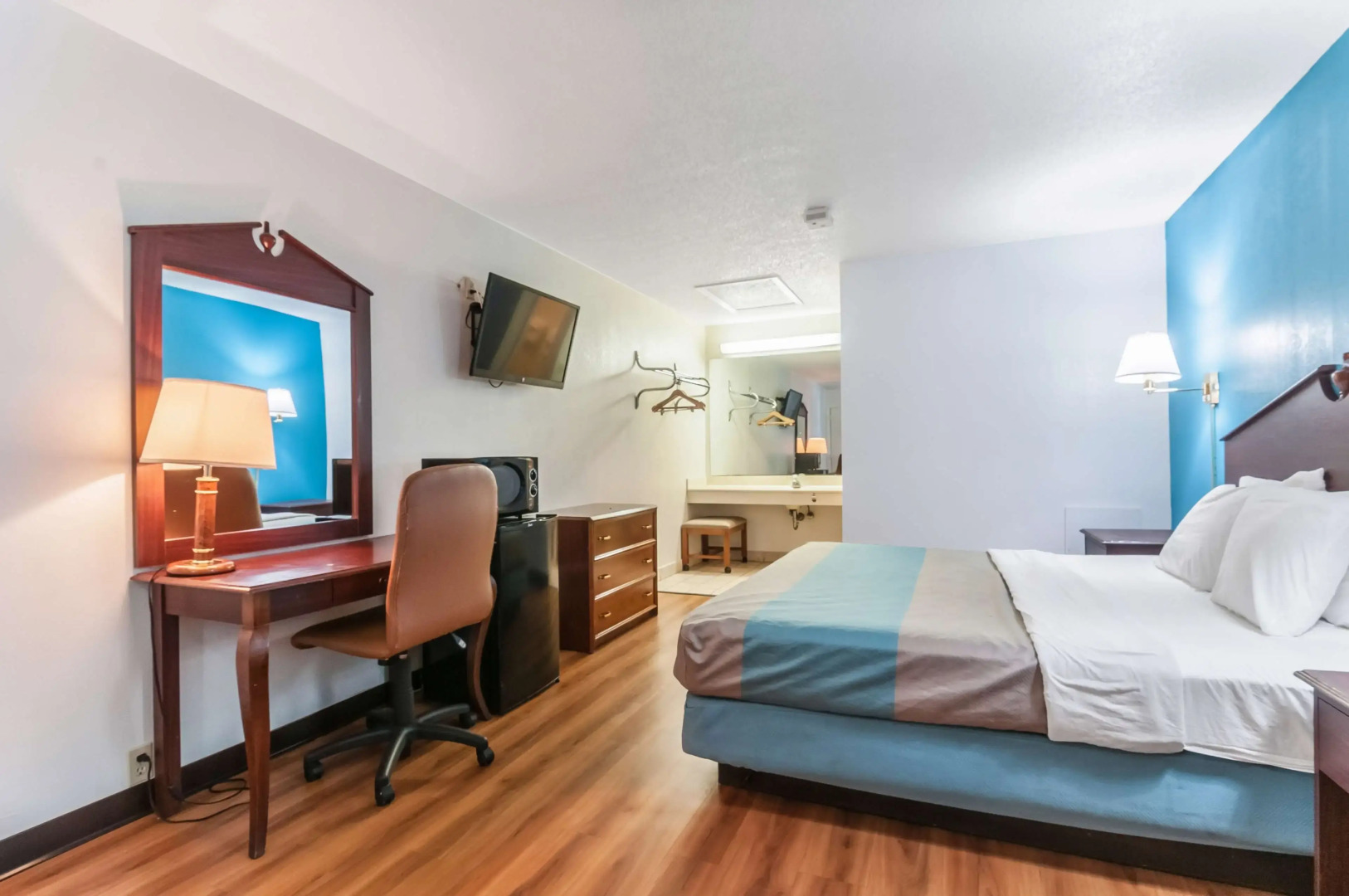 Motel 6 Southgate, MI - Detroit