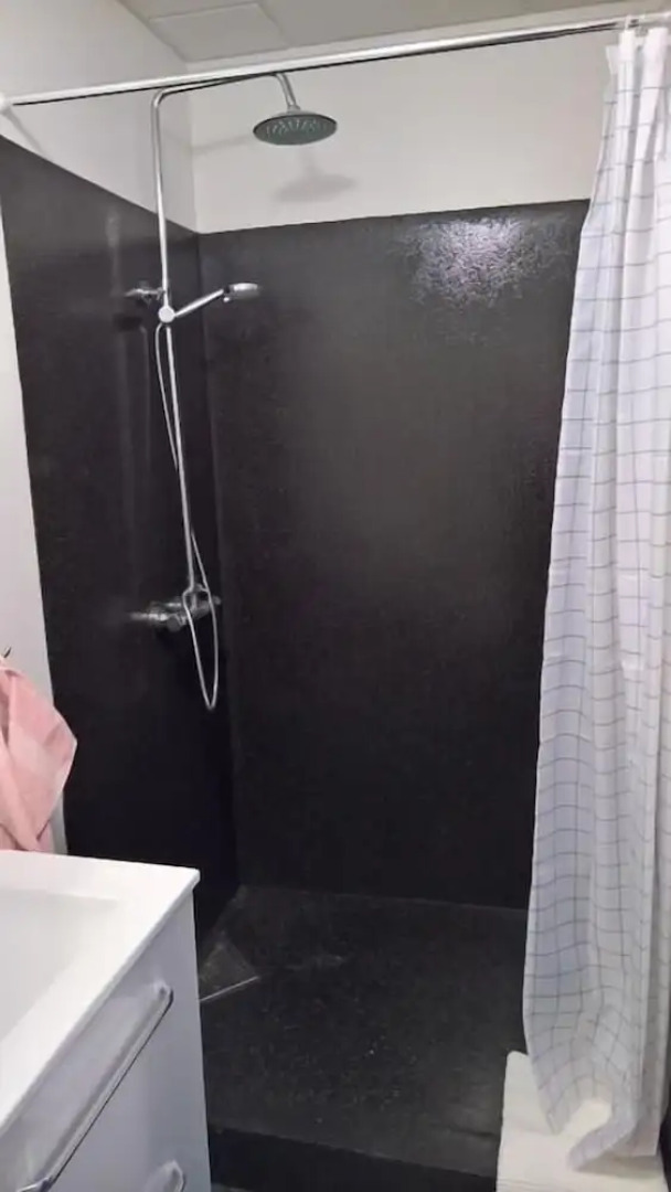 Viking Café Guesthouse