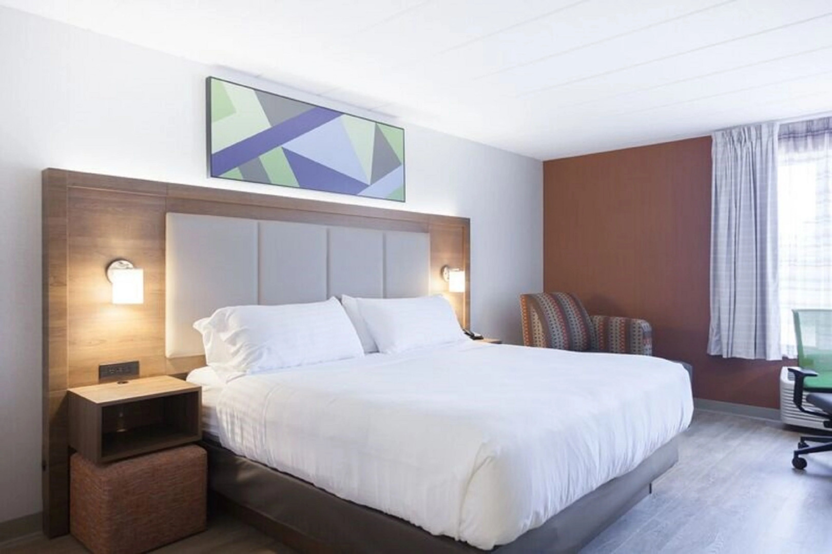 Holiday Inn Express & Suites Charlottetown by IHG
