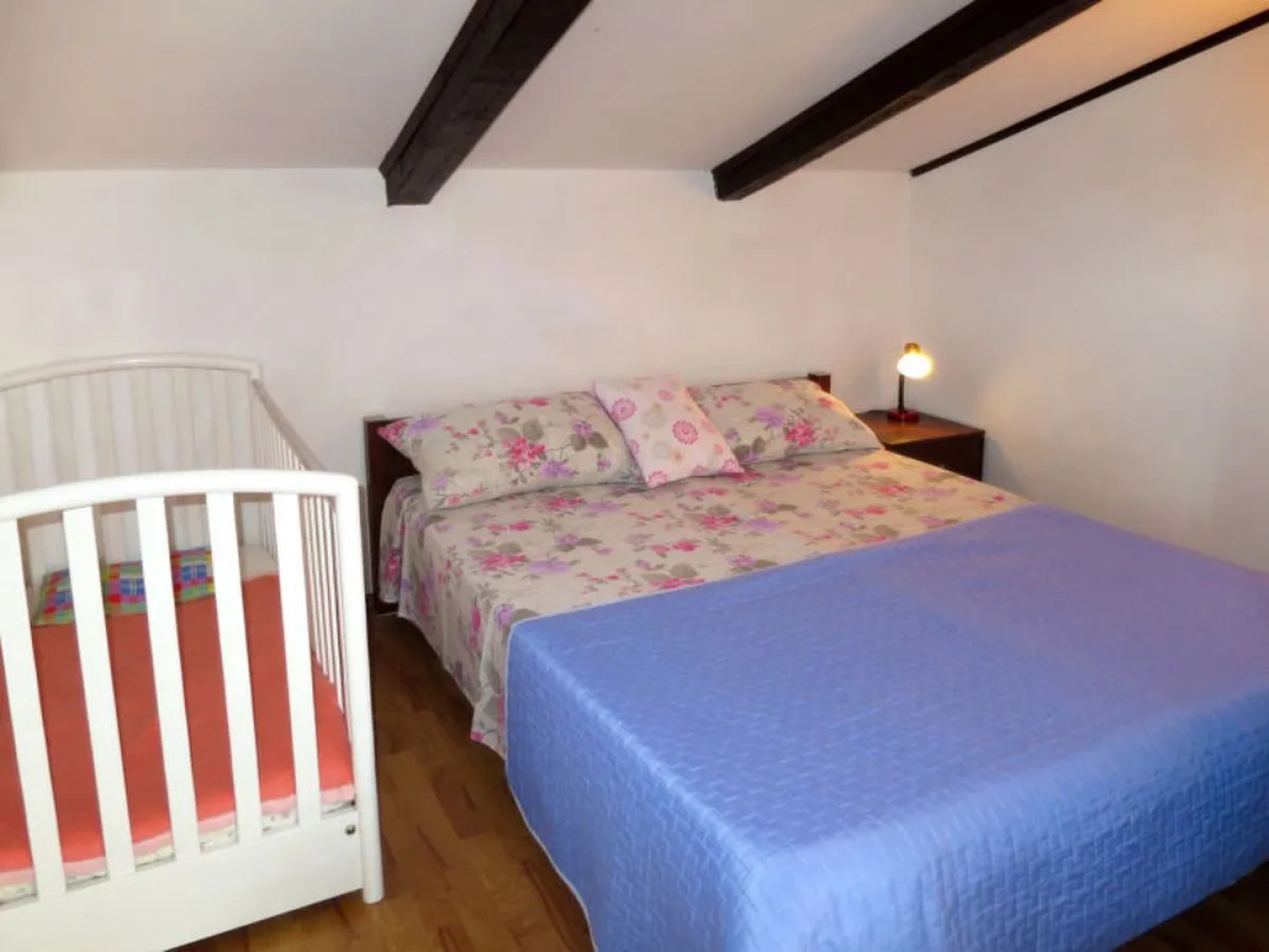 Apartment Lukeni Vinjerac 32818