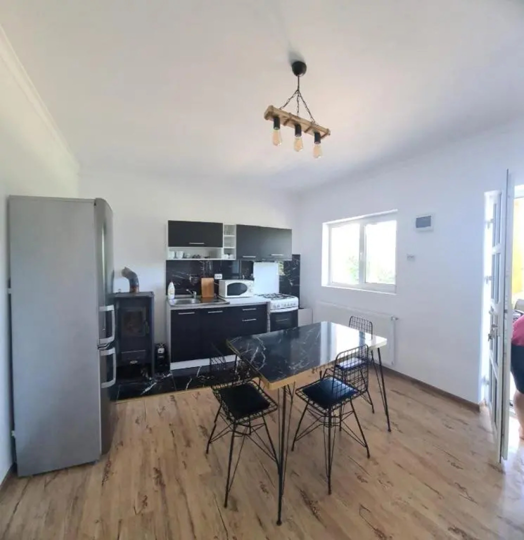 Mountain View 2 - ciubar