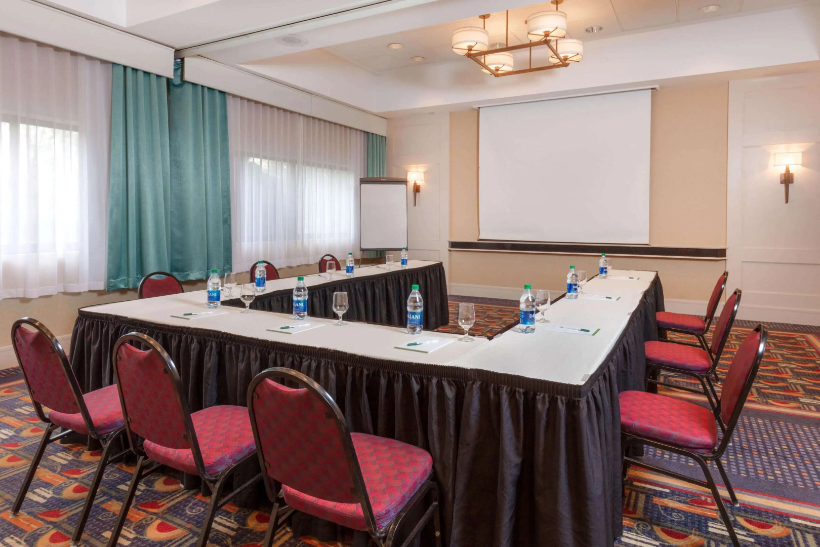 La Quinta Inn & Suites by Wyndham Secaucus Meadowlands