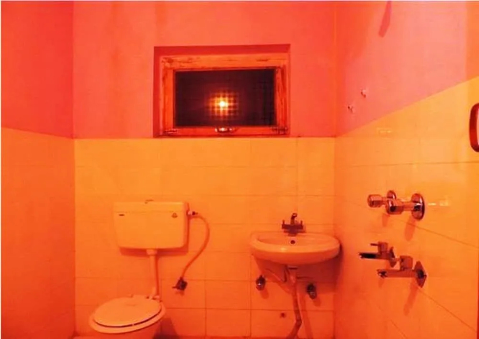 A O Guest House & Home Stay