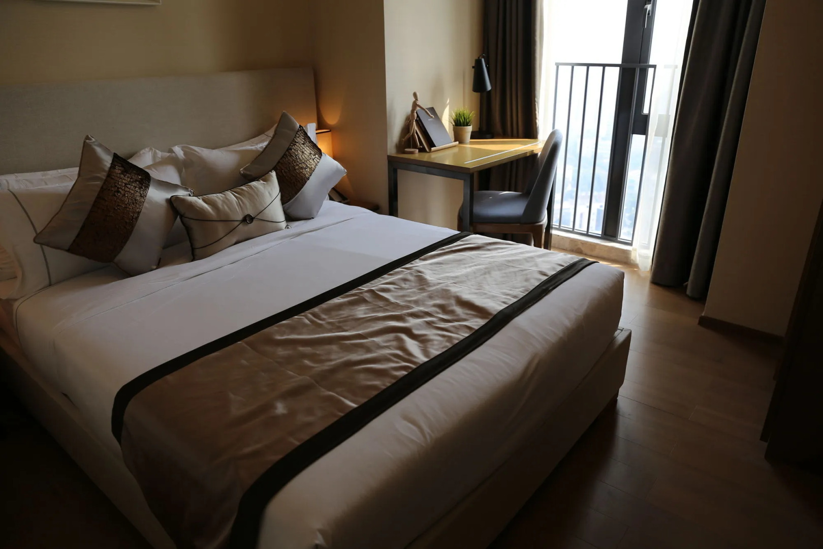 Yuwa Serviced ApartHotel