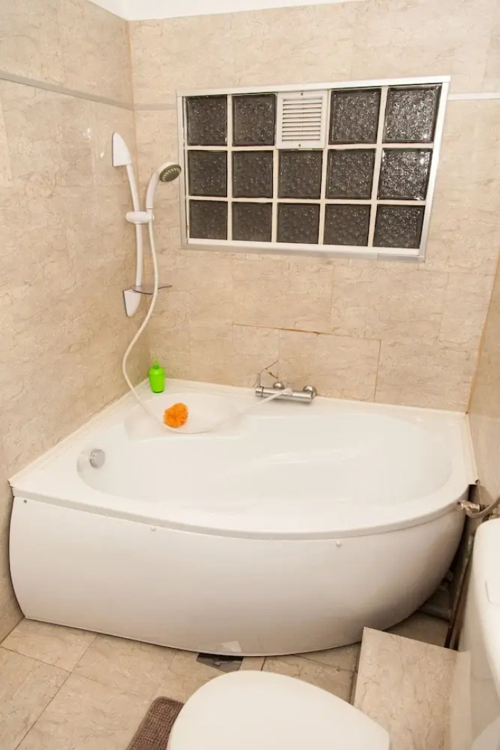 Old Town Studio by MRG