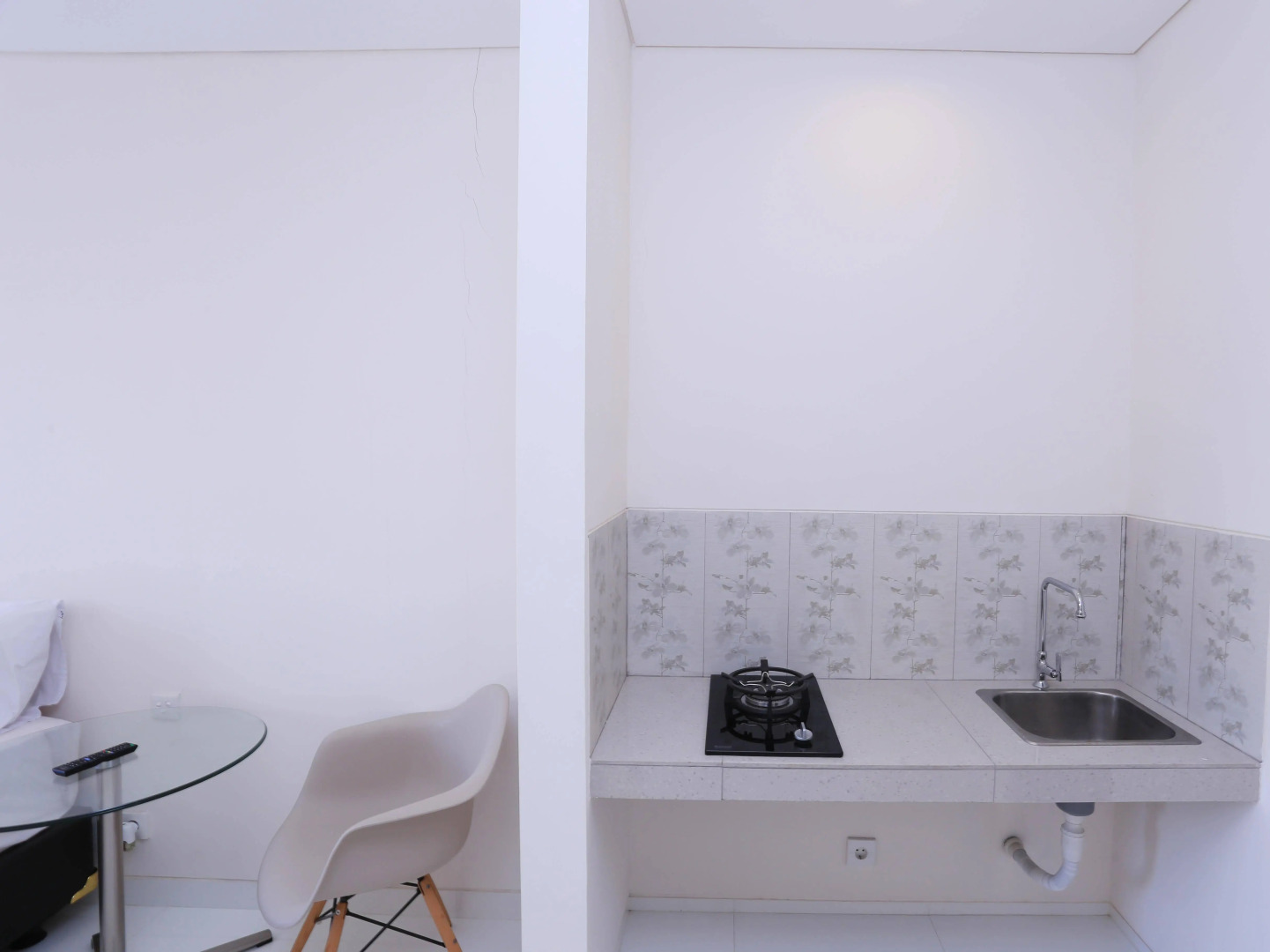 RedDoorz @ Petitenget Seminyak