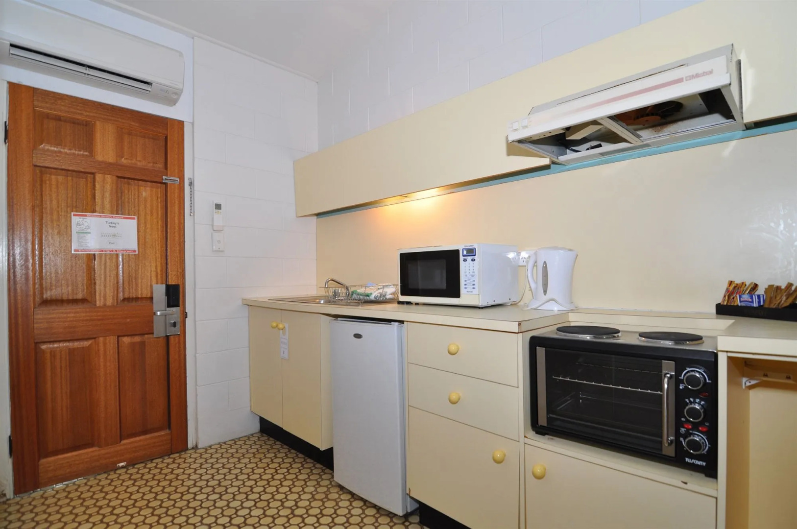 Nightelier Mission Beach