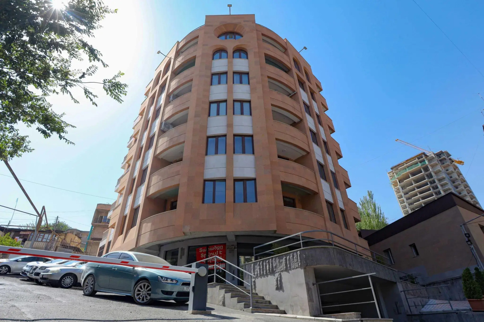 Stay Inn (Стей Инн) на улице  Мартироса Сарьяна 26/3