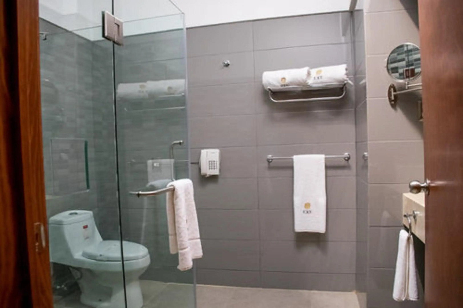 Hotel Ecce Inn & Spa