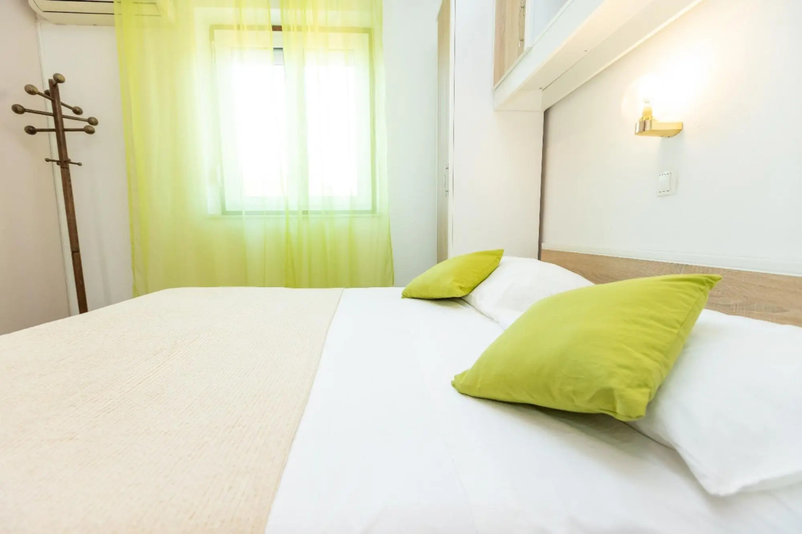 Vesna - 100 m from sea - A1(2+1)