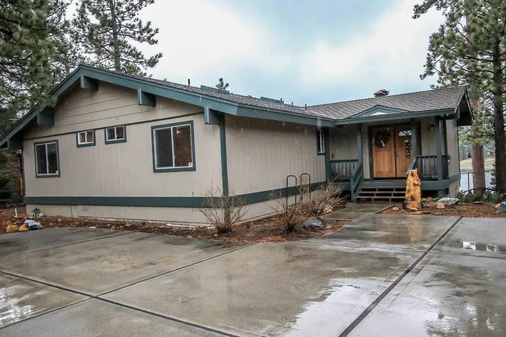 Lakefront Sanctuary #1306