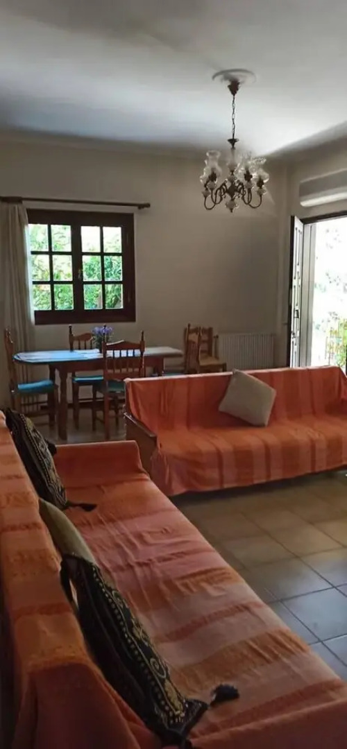 Lovely 2-bedroom Villa in Akrata, all Seasons!