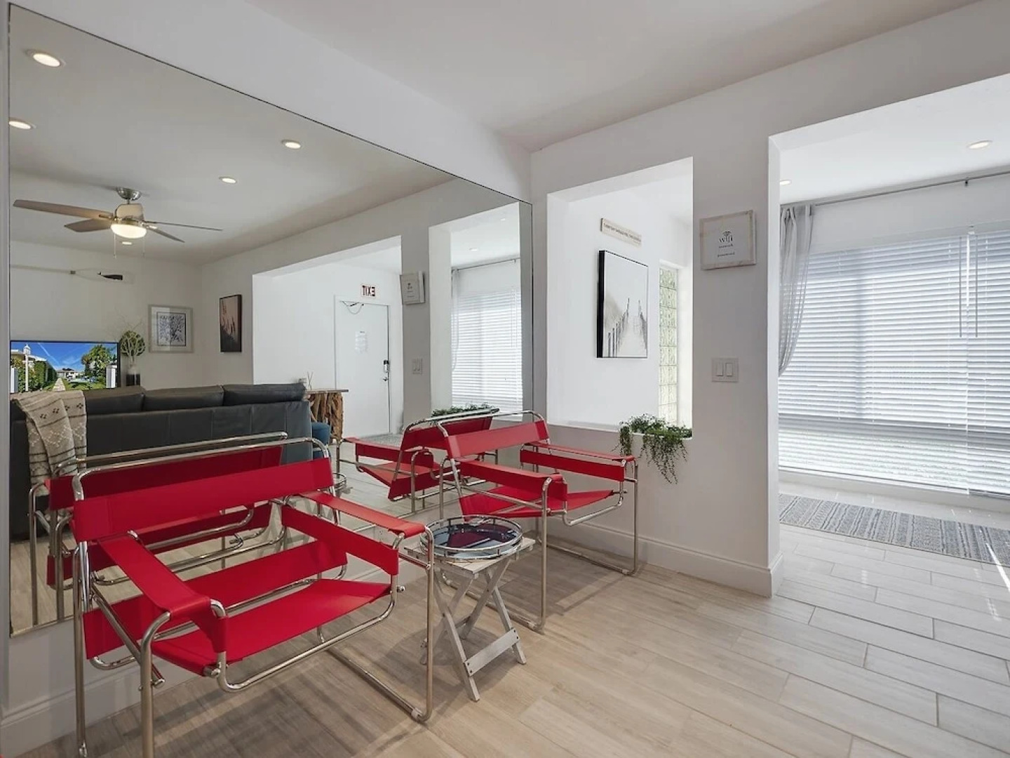 Seas The Day 8: Designer Beach W/ Pool! 3 Bedroom Condo