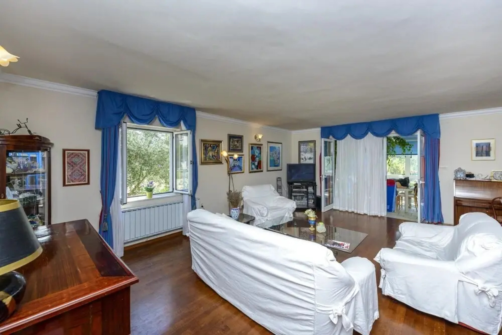 Villa Piano - Four Bedroom Villa With Terrace and Swimming Pool ID Direct Booker 1036