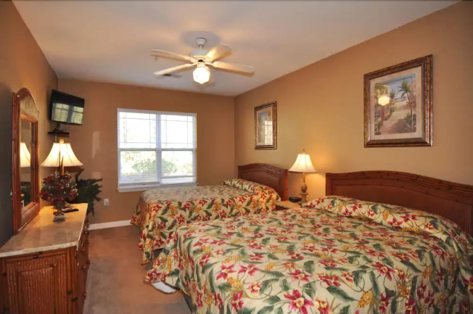 240 06 Woodlands Way 3 Bedrooms 2 Bathrooms Condo