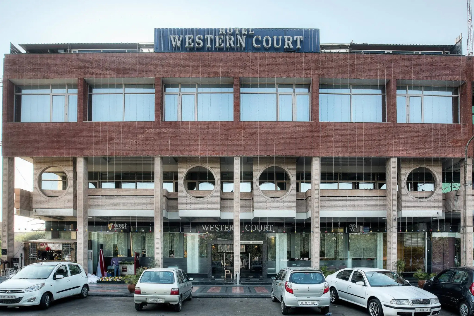 Hotel Western Court