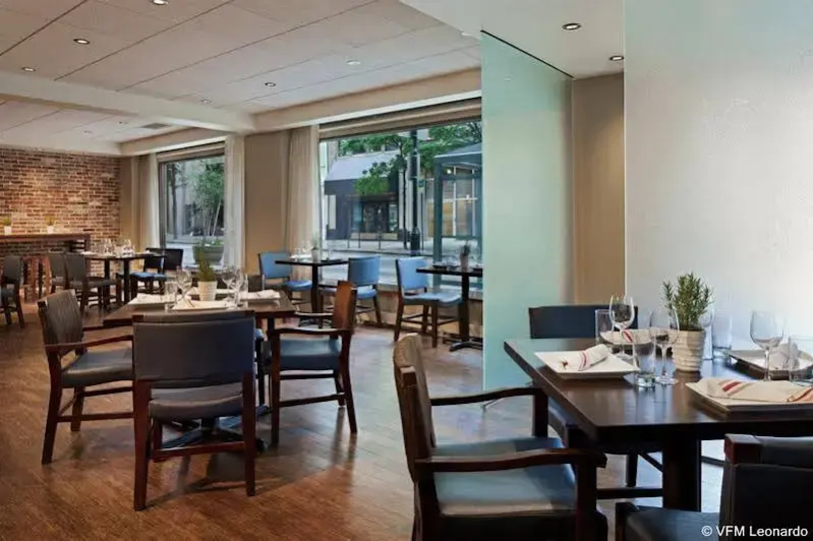 Latham Hotel - Downtown