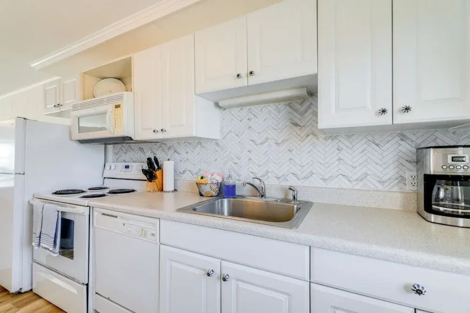 Beachfront Emerald Isle Vacation Rental w/ Deck!