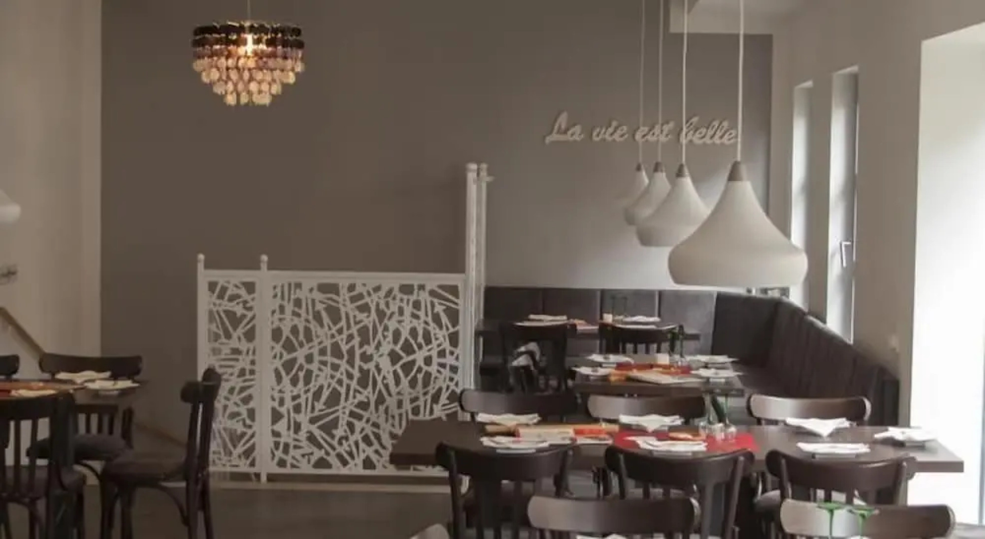 La Flamme Wertheim Garni