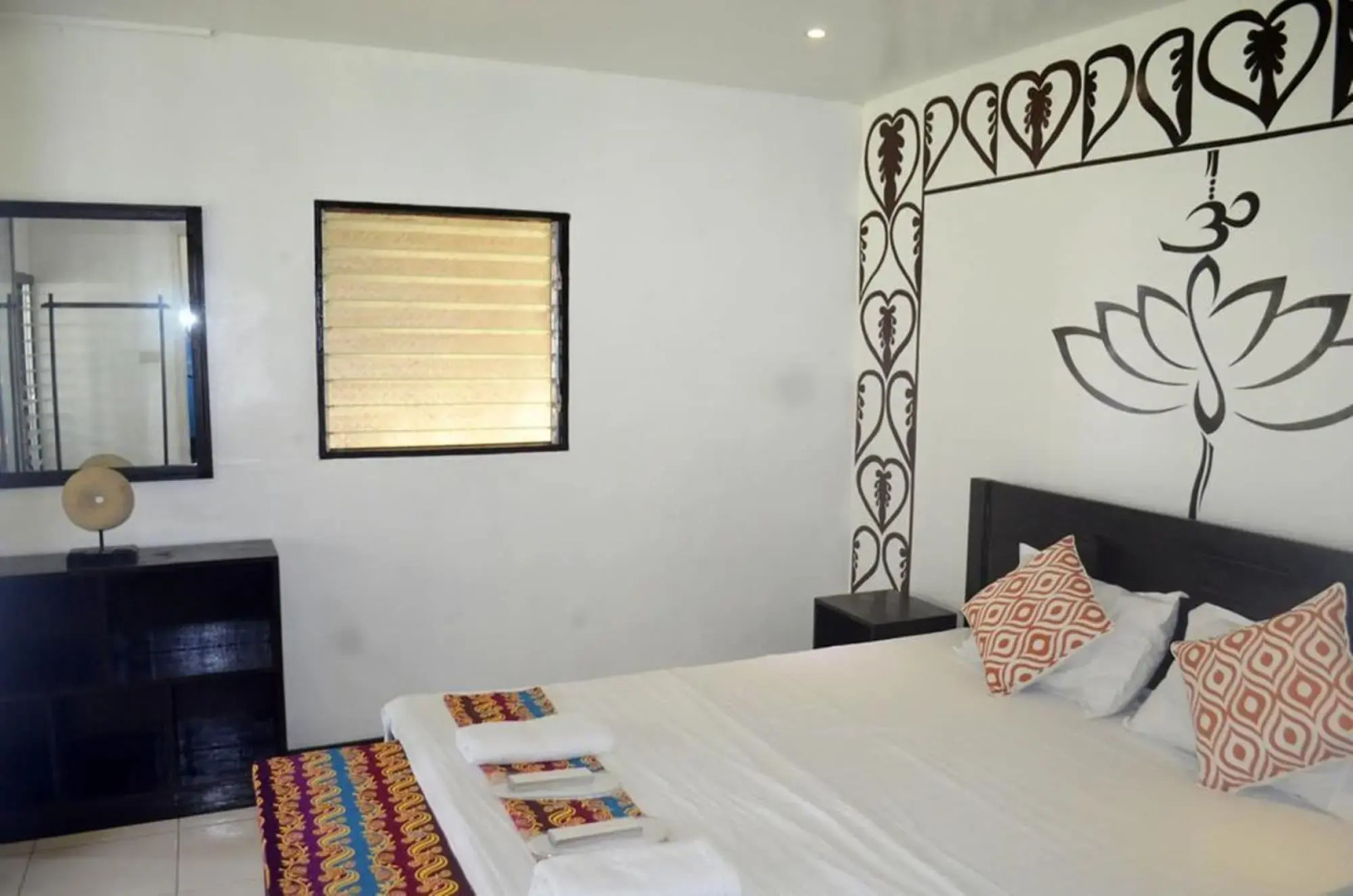 Peace & Love Beach Club