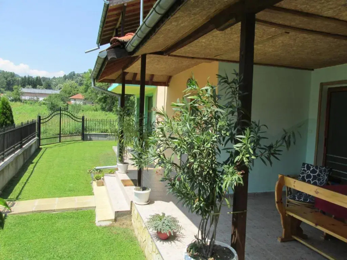 Pri Orehite Guesthouse