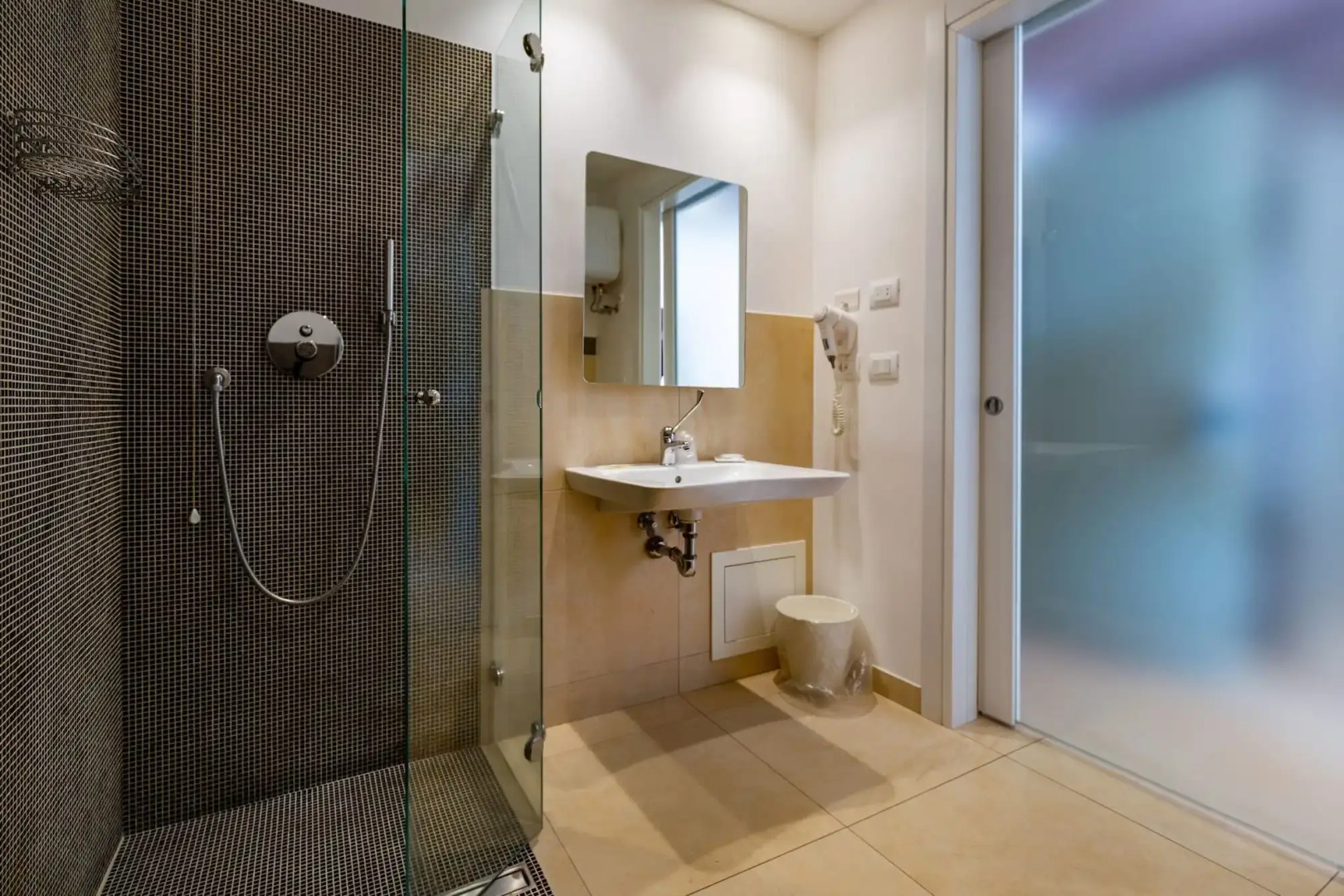 Zeus Residence Hotel