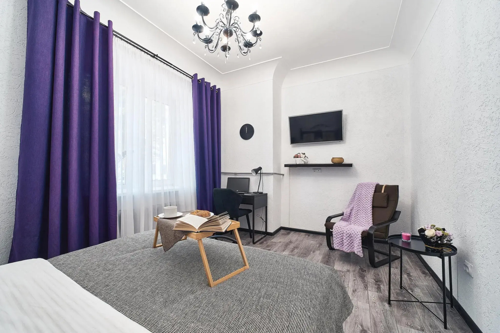 Apart Aprel (Апарт Апрель) на улице Минина 27/4