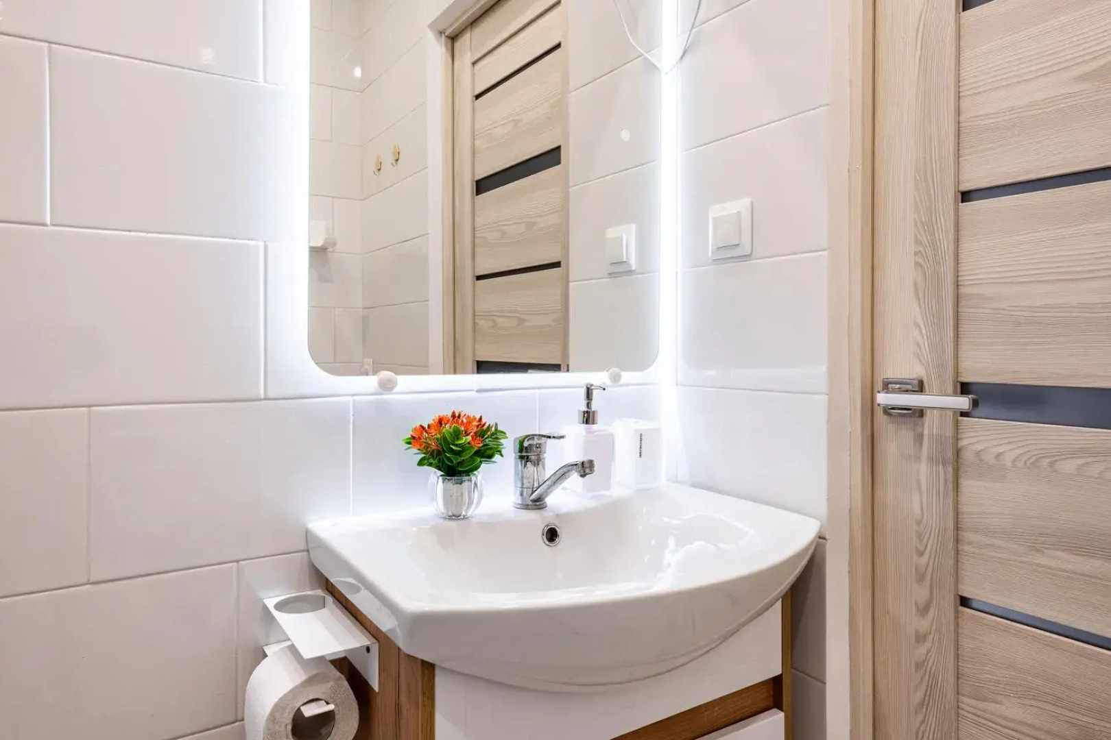 Sunmarine apartments (Санмарин апартментс) на улице  Анны Ахматовой 11 корпус 3