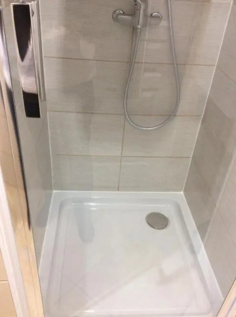 Front de mer les pieds dans l'eau