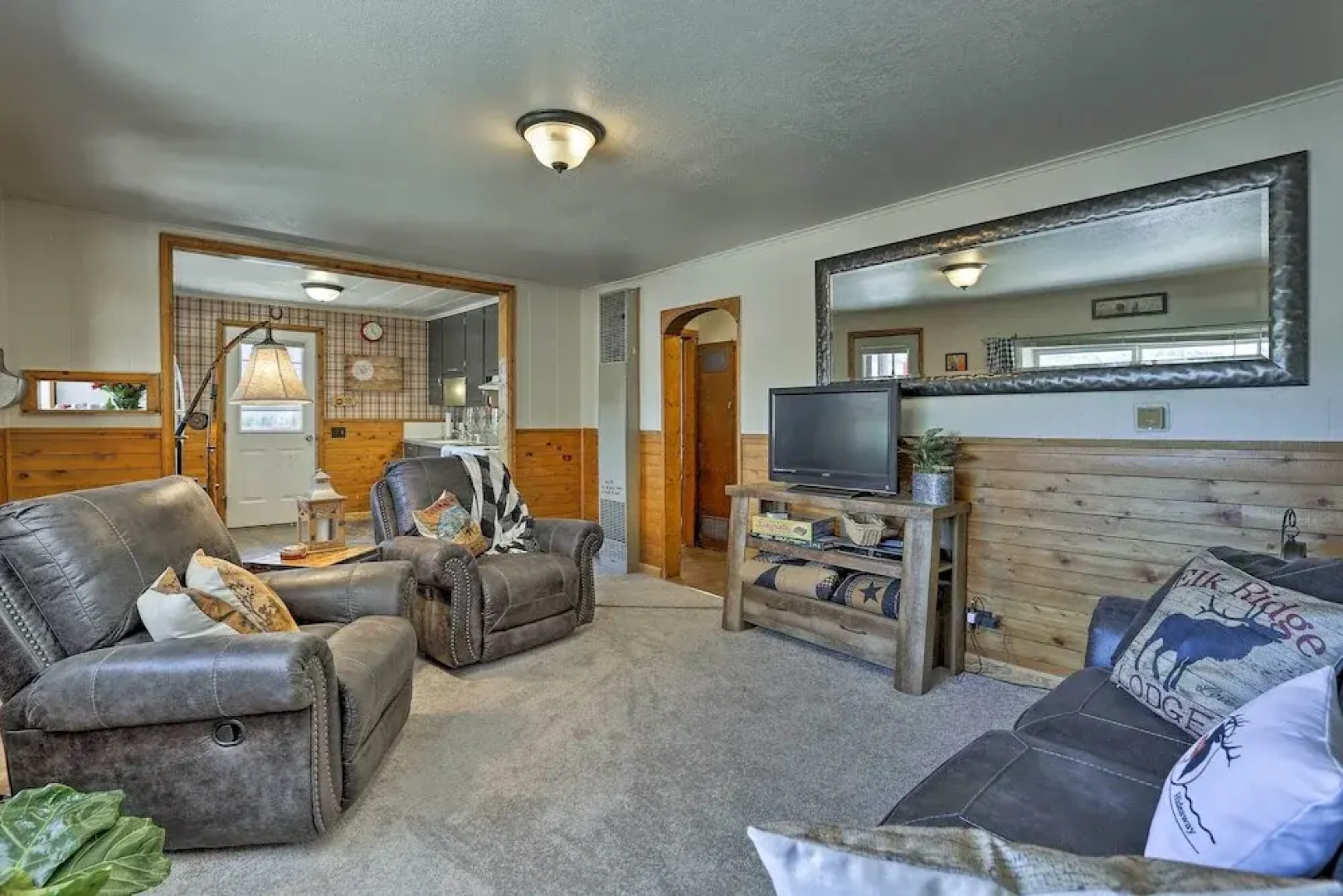 Hot Sulphur Springs Cottage - Near Resort & Rmnp!