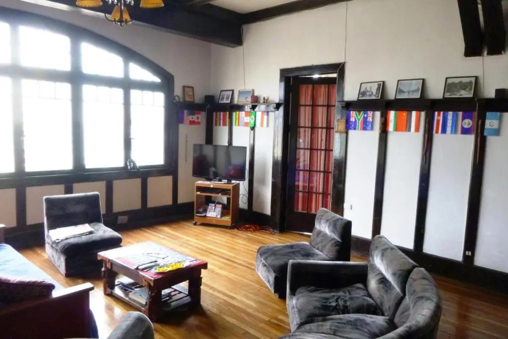 Hostal Little Castle - Hostel