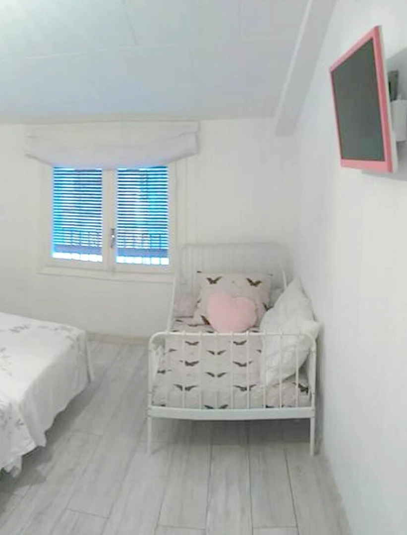 House With 3 Bedrooms in Maella, With Wonderful City View and Furnishe