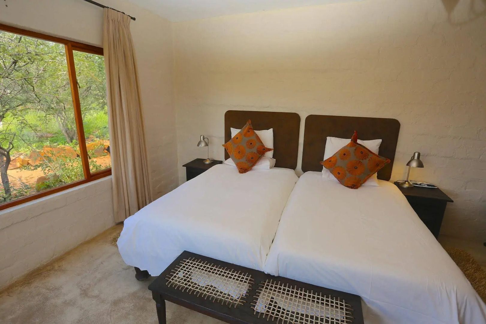 River Crossing Lodge