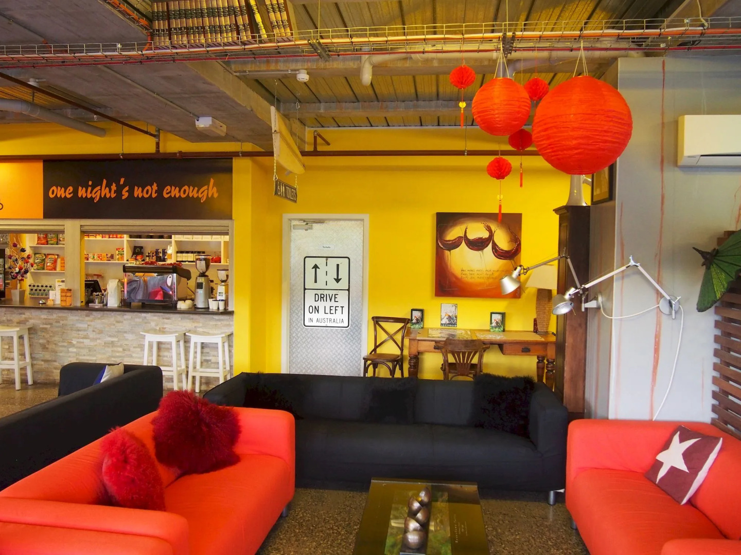 Sow and Piglets Guesthouse - Hostel