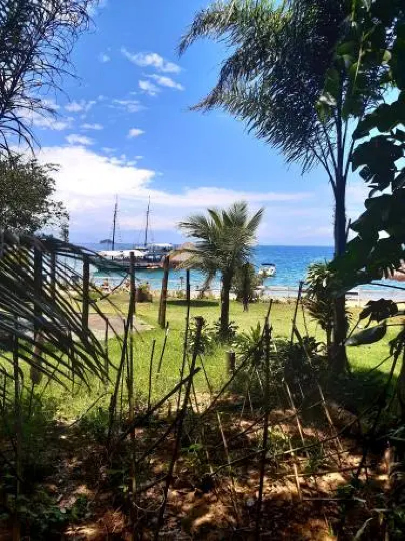 Happy Hammock Eco Beach