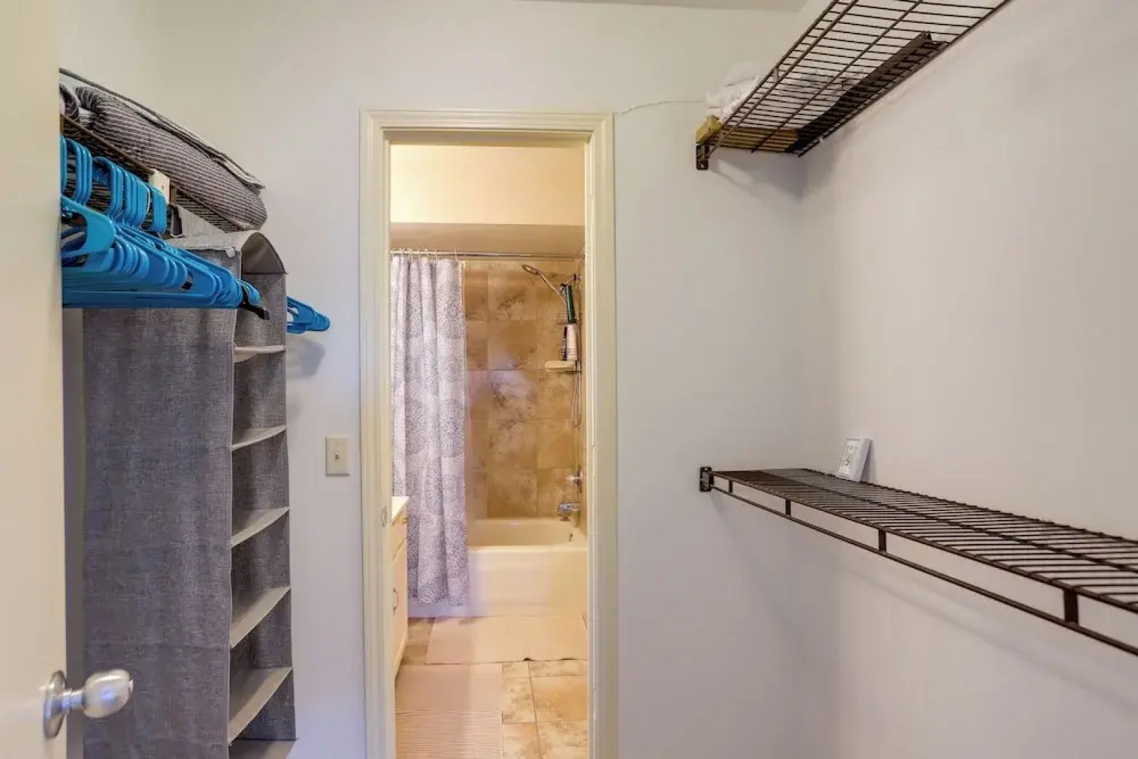 Toledo Vacation Rental ~ 8 Mi to Downtown!