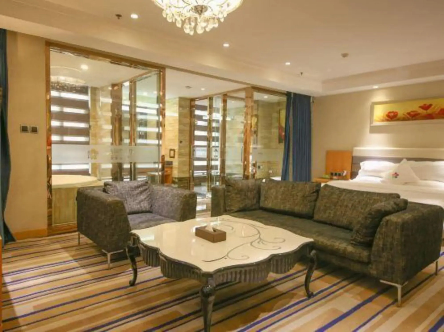 Blossoming Quality Hotel