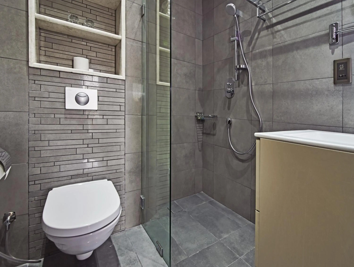 Sahab Resort and Spa