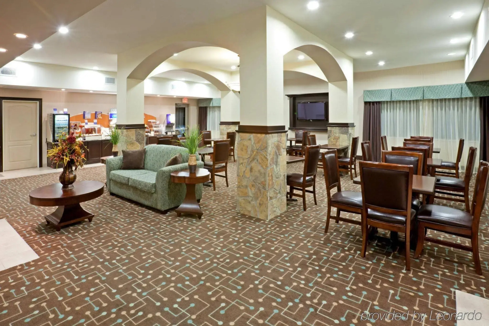 Holiday Inn Express & Suites Dallas Southwest-Cedar Hill by IHG